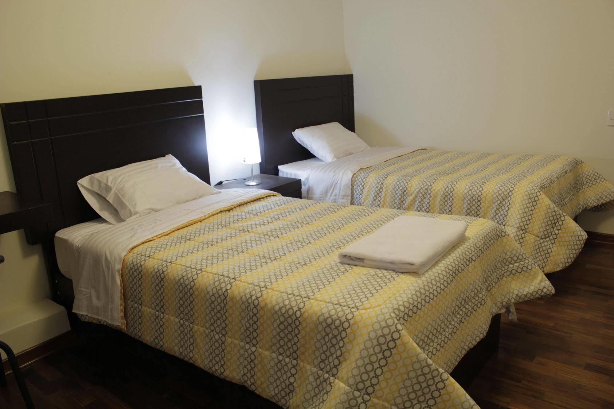 Bed & Breakfast - La Casa De Ceci Lima Luaran gambar