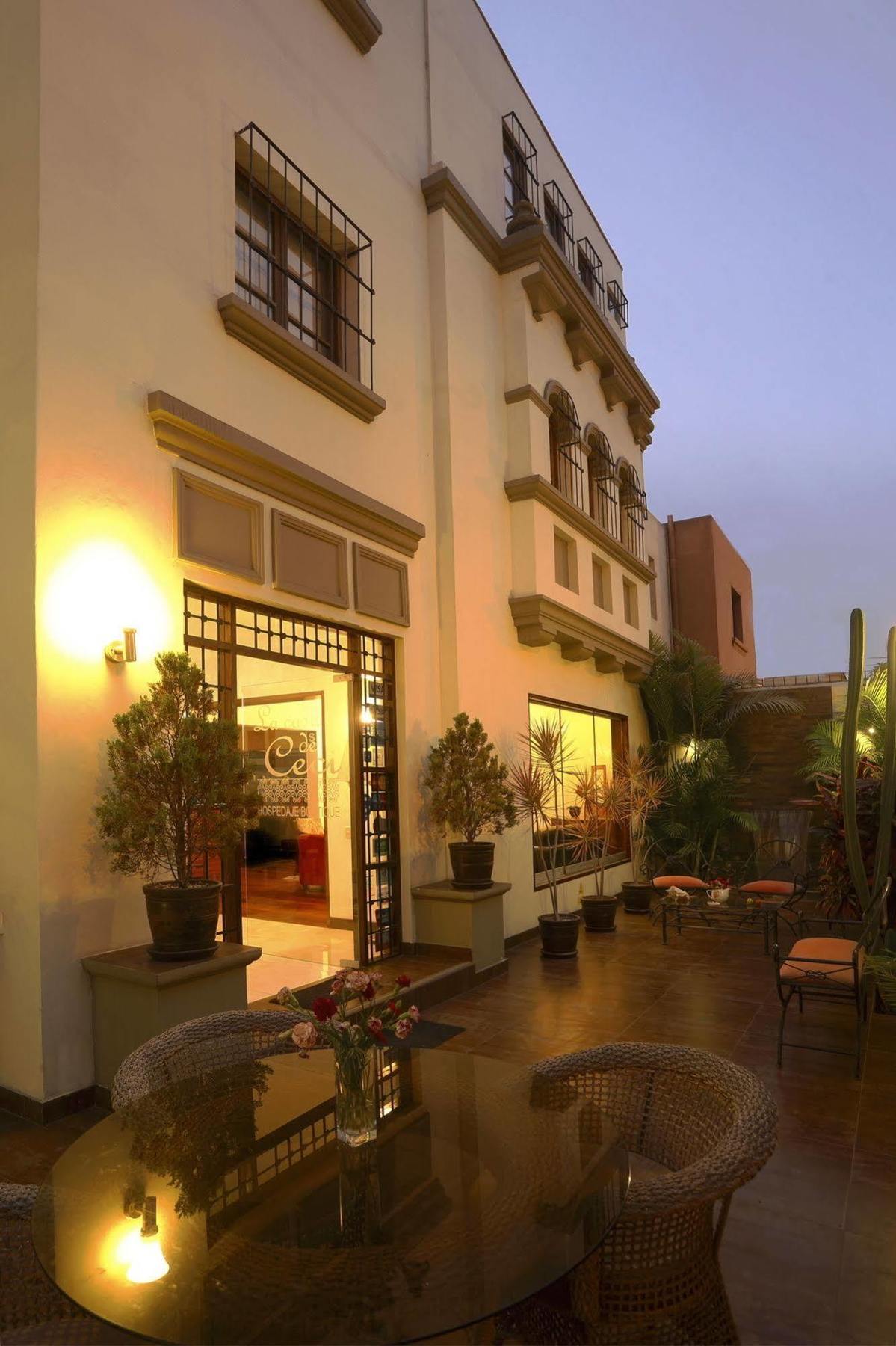 Bed & Breakfast - La Casa De Ceci Lima Luaran gambar