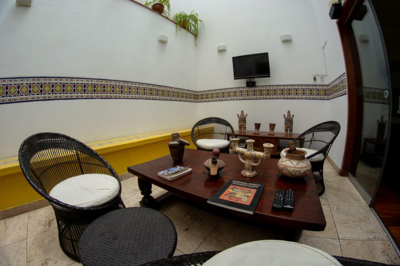 Bed & Breakfast - La Casa De Ceci Lima Luaran gambar