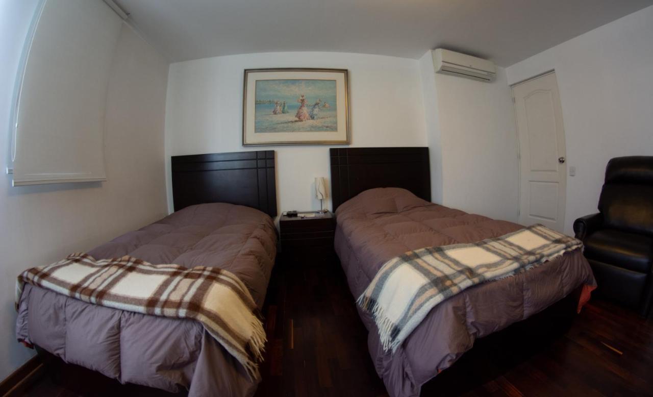 Bed & Breakfast - La Casa De Ceci Lima Luaran gambar